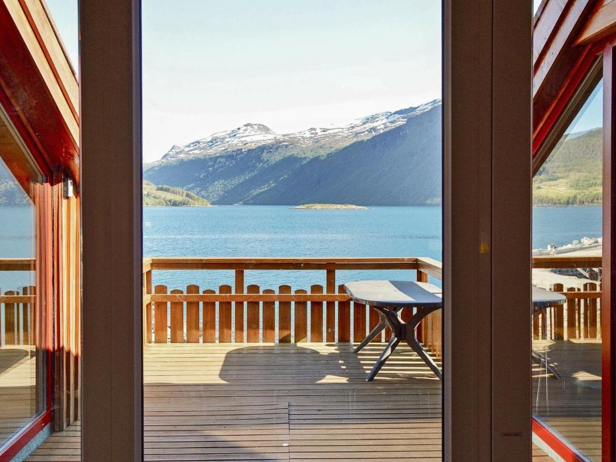 Holiday Home Hovik II Rød 外观 照片